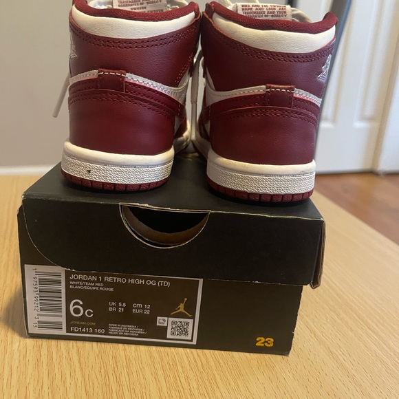 Jordan Retro 1 High OG ( TD ) - Picture 4 of 6